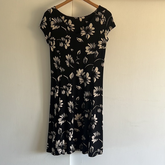 EUC Ralph Lauren dress - Picture 3 of 5